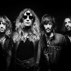 Enkel lovende recensies voor 'Now or Nowhere' van The Damn Truth