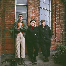 Girls In Synthesis (uk)