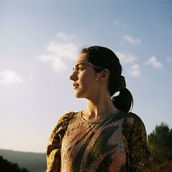 Núria Graham support bij Blonde Redhead
