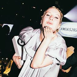 Kaat Van Stralen valt in de prijzen tijdens De MIA'S