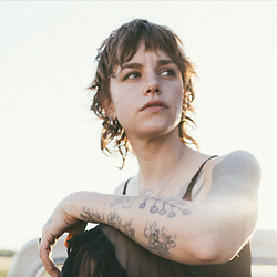 Nieuwe single Cat Clyde: 'Man's Worlds'